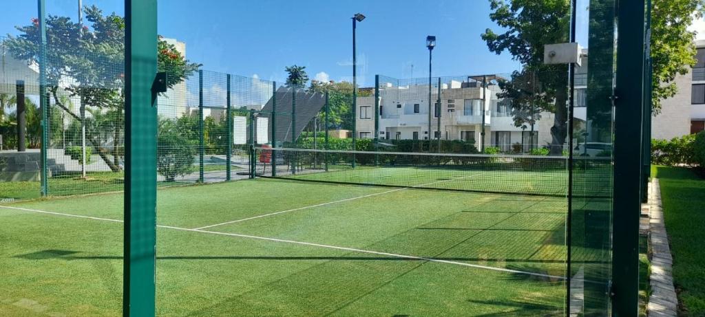 516194721.jpgplaya-del-carmen-garden-views-padel-villa-mexico-1-padel-courts-playa-del-carmen-hero.jpg