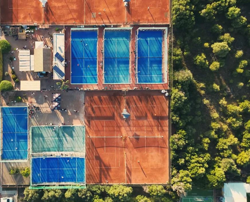 marins-playa-spain-6-padel-courts-mallorca-hero.jpg