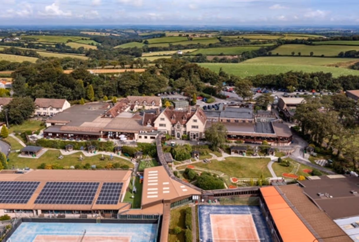 the-ashbury-resort-united-kingdom-4-padel-courts-okehampton-property1.jpg