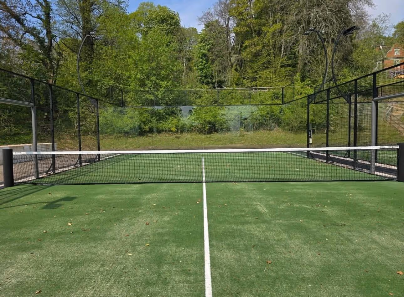the-coed-y-mwstwr-hotel-united-kingdom-2-padel-courts-bridgend-court3.jpg