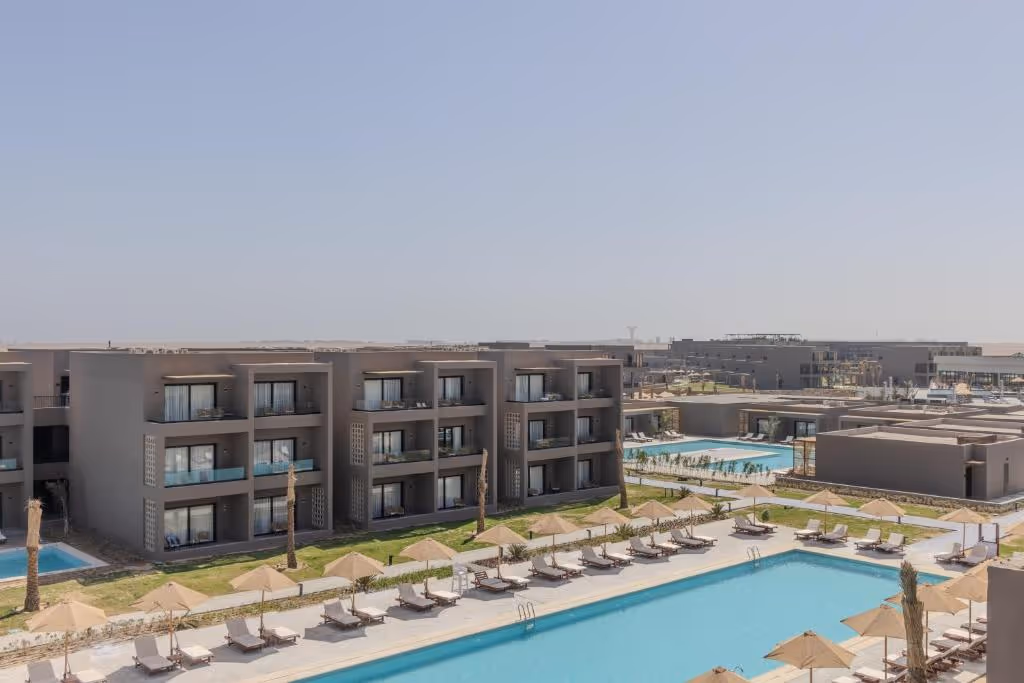 aldiana-club-naga-bay-egypt-3-padel-courts-red-sea-governorate-property2.jpg