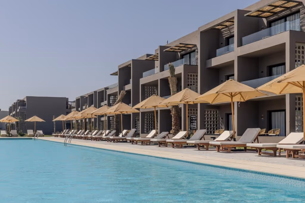 aldiana-club-naga-bay-egypt-3-padel-courts-red-sea-governorate-property1.jpg