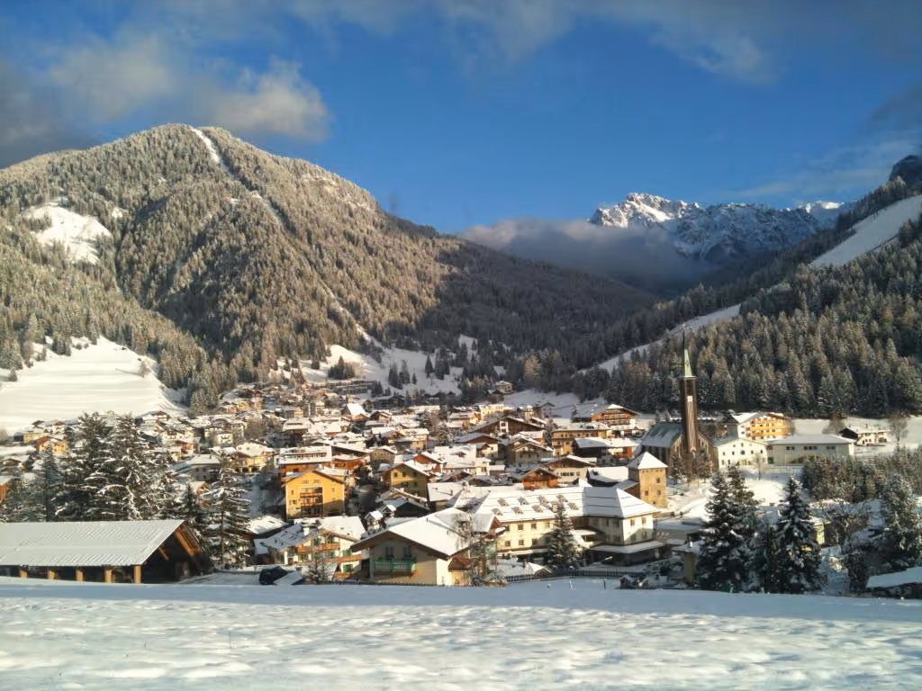 hotel-ladinia-dolomites-view-italy -2-padel-courts-alto-adige-property1.jpg