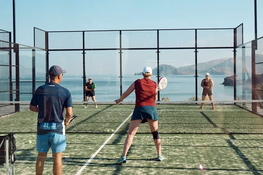 halotels-porto-myrina-greece-3-padel-courts-myrina-court2.jpg