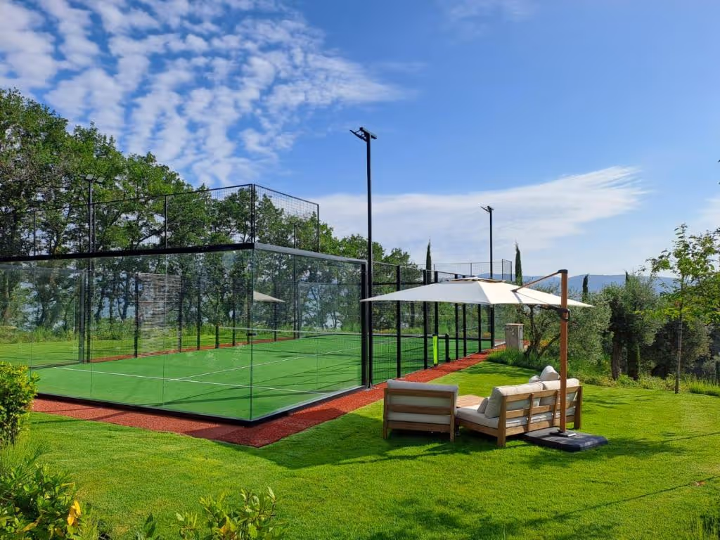 monte-del-lago-padel-villa-italy-1-padel-courts-monte-del-lago-hero.jpg
