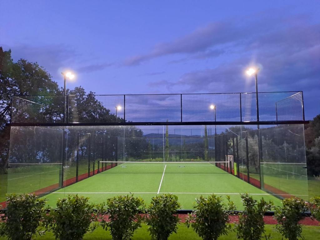 monte-del-lago-padel-villa-italy-1-padel-courts-monte-del-lago-court2.jpg