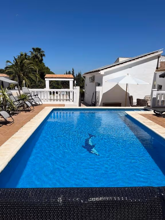 alhaurin-de-la-torre-padel-villa-spain-1-padel-courts-andalusia-property1.jpg