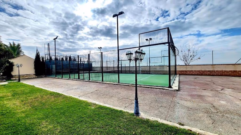 montequinto-padel-villa-spain-1-padel-courts-andalusia-hero.jpg