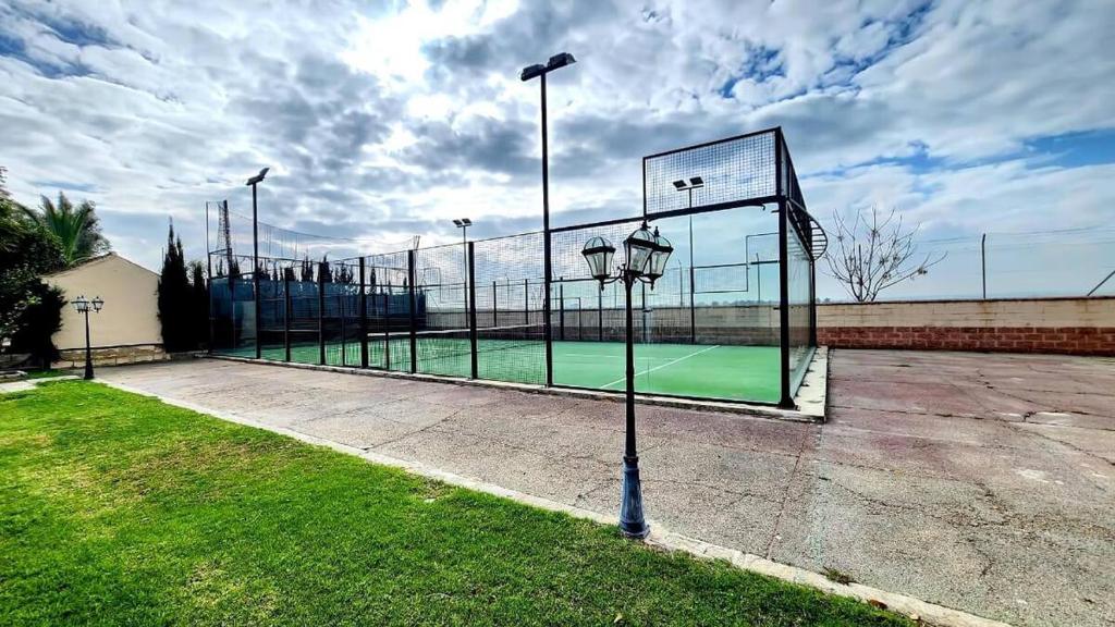 montequinto-padel-villa-spain-1-padel-courts-andalusia-hero.jpg