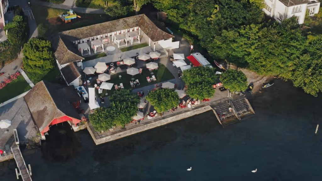 hermitage-lake-lucerne---beach-club--lifestyle-hotel-switzerland-1-padel-courts-lucerne-property2.jpg