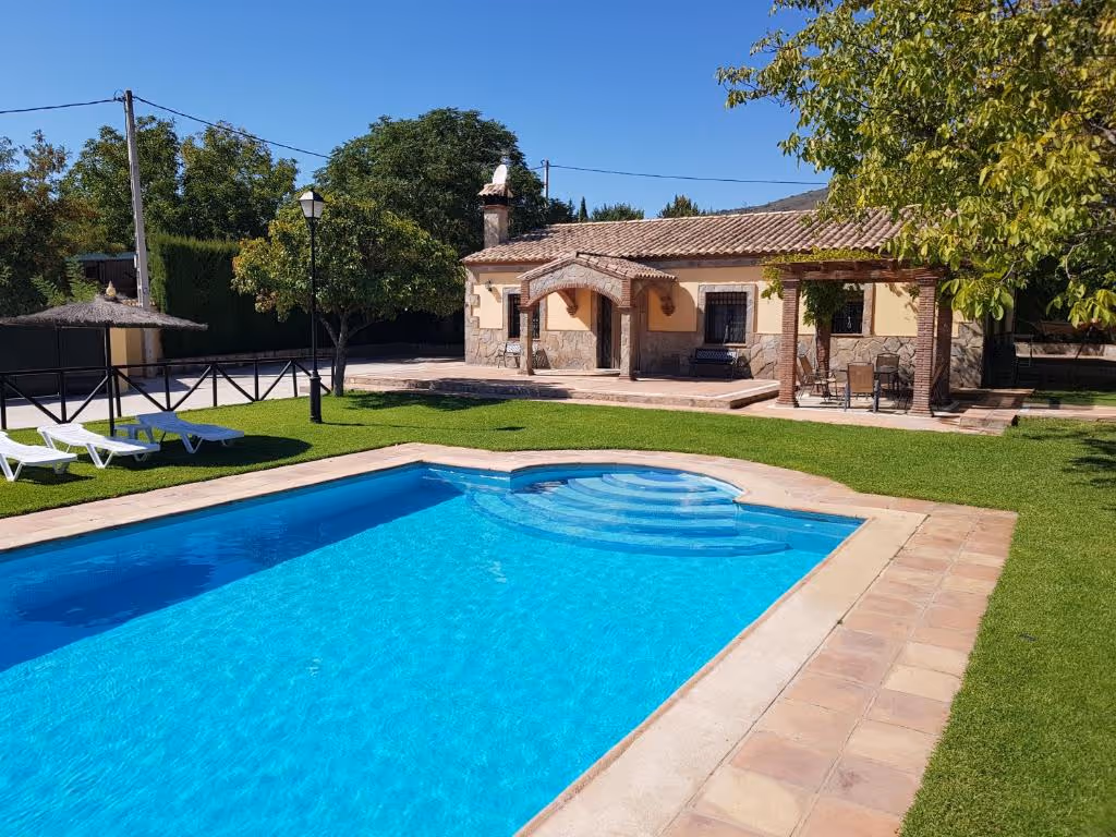 ronda-padel-villa-spain-1-padel-courts-andalusia-property1.jpg