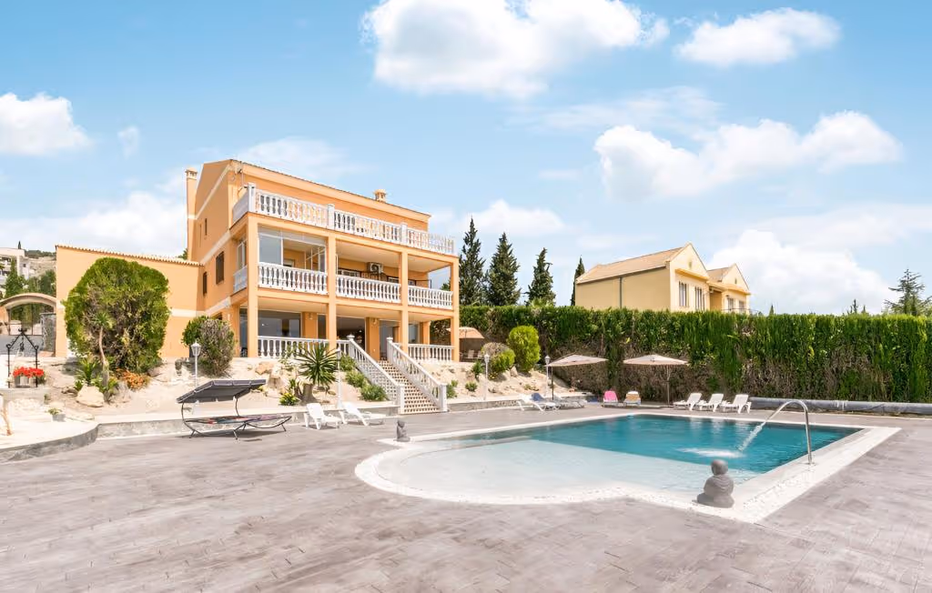 baena-mountain-views-padel-villa-spain-1-padel-courts-andalusia-property1.jpg