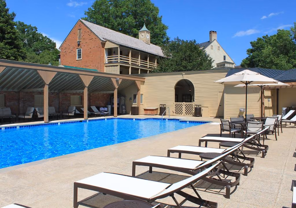 boar’s-head-resort-usa-3-padel-courts-charlottesville-property1.jpg