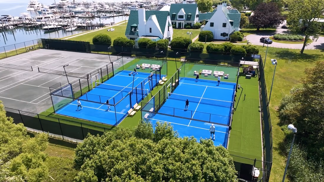 montauk-yacht-club-usa-2-padel-courts-montauk-court1.jpg