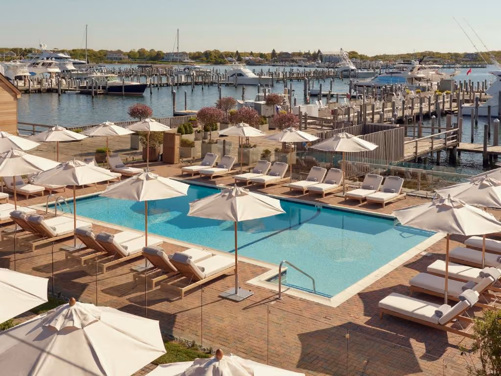montauk-yacht-club-usa-2-padel-courts-montauk-property2.jpg