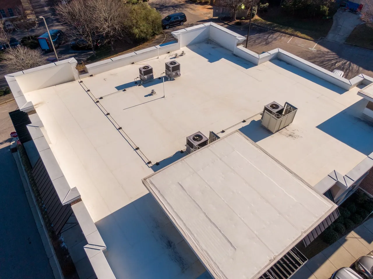 Expert Tips from Local Construction Companies on Building a Long-Lasting, High-Quality Roof