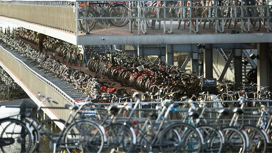 Fiets parkeeroplossingen in de stad