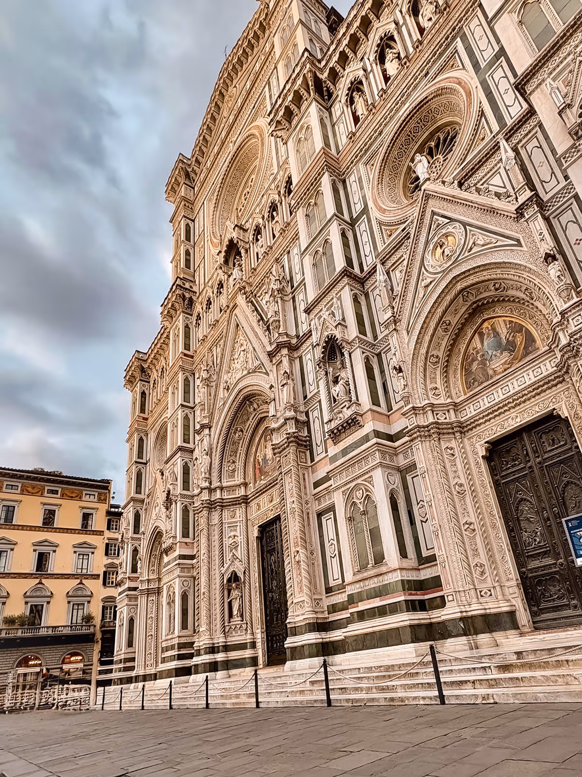 View of Florence Duomo from main plaza