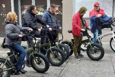 image of a diverse team in a meeting (for a edtech)