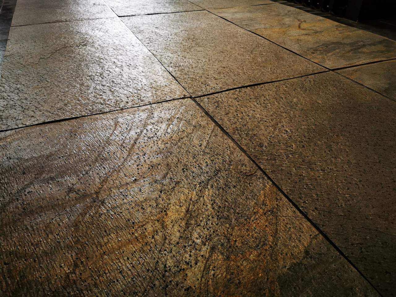 Forest Moss natural quartzite stone cladding - organic sophistication for Scottish hotels