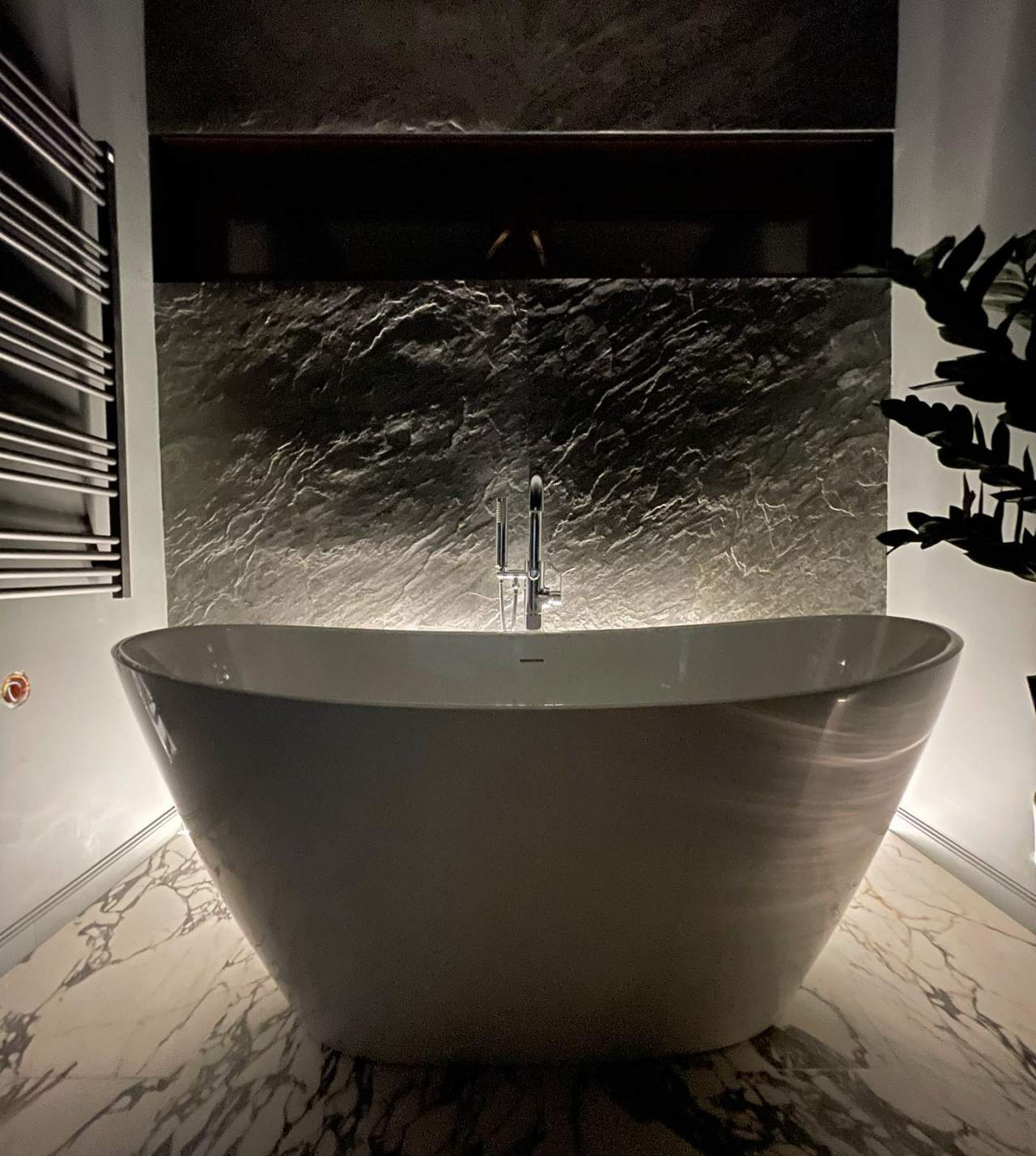 Midnight Ocean stone cladding texture - contemporary appeal for luxury interiors