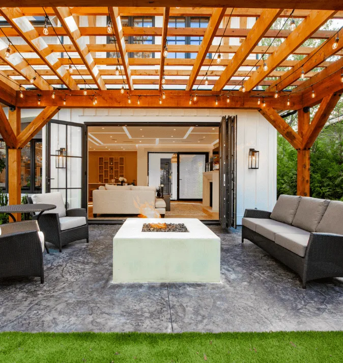 Outdoor fireplace contractors in Austin, TX