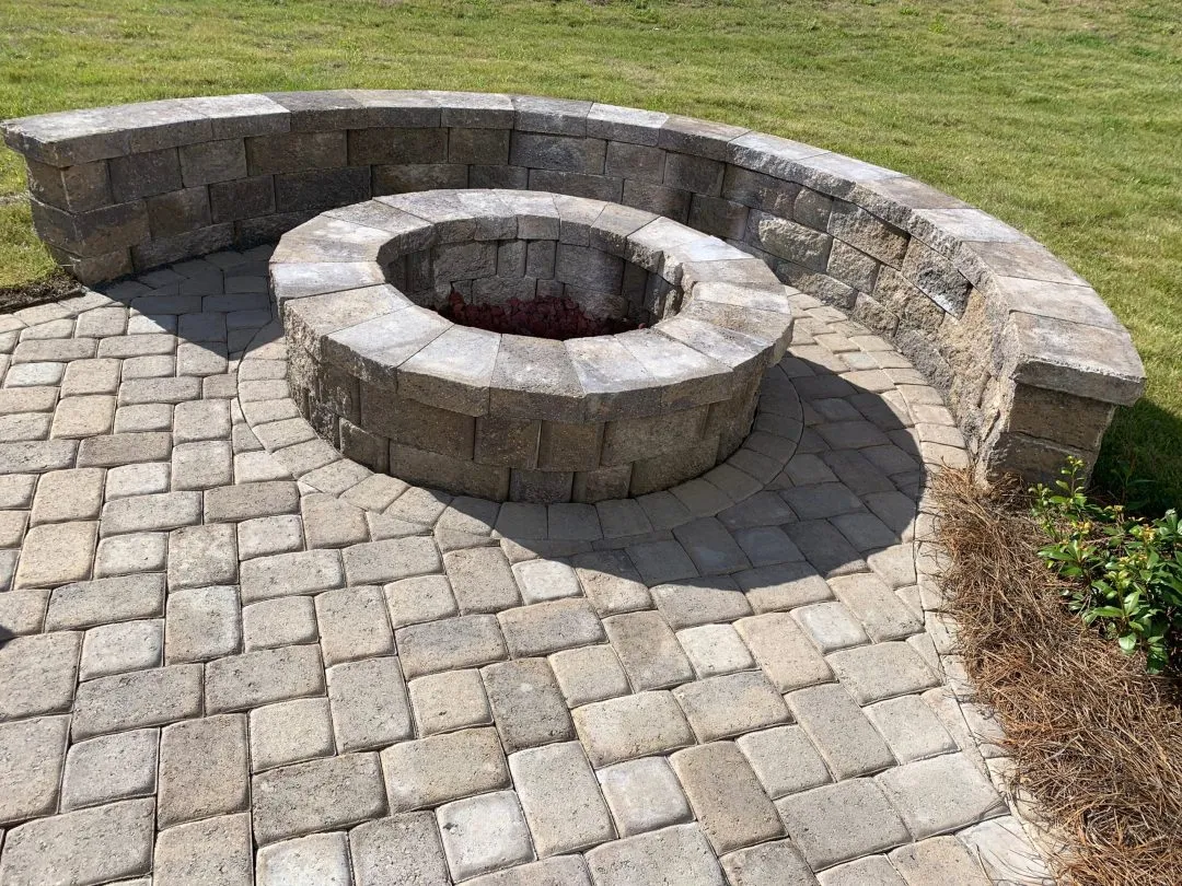 Paver patio with firepit installation