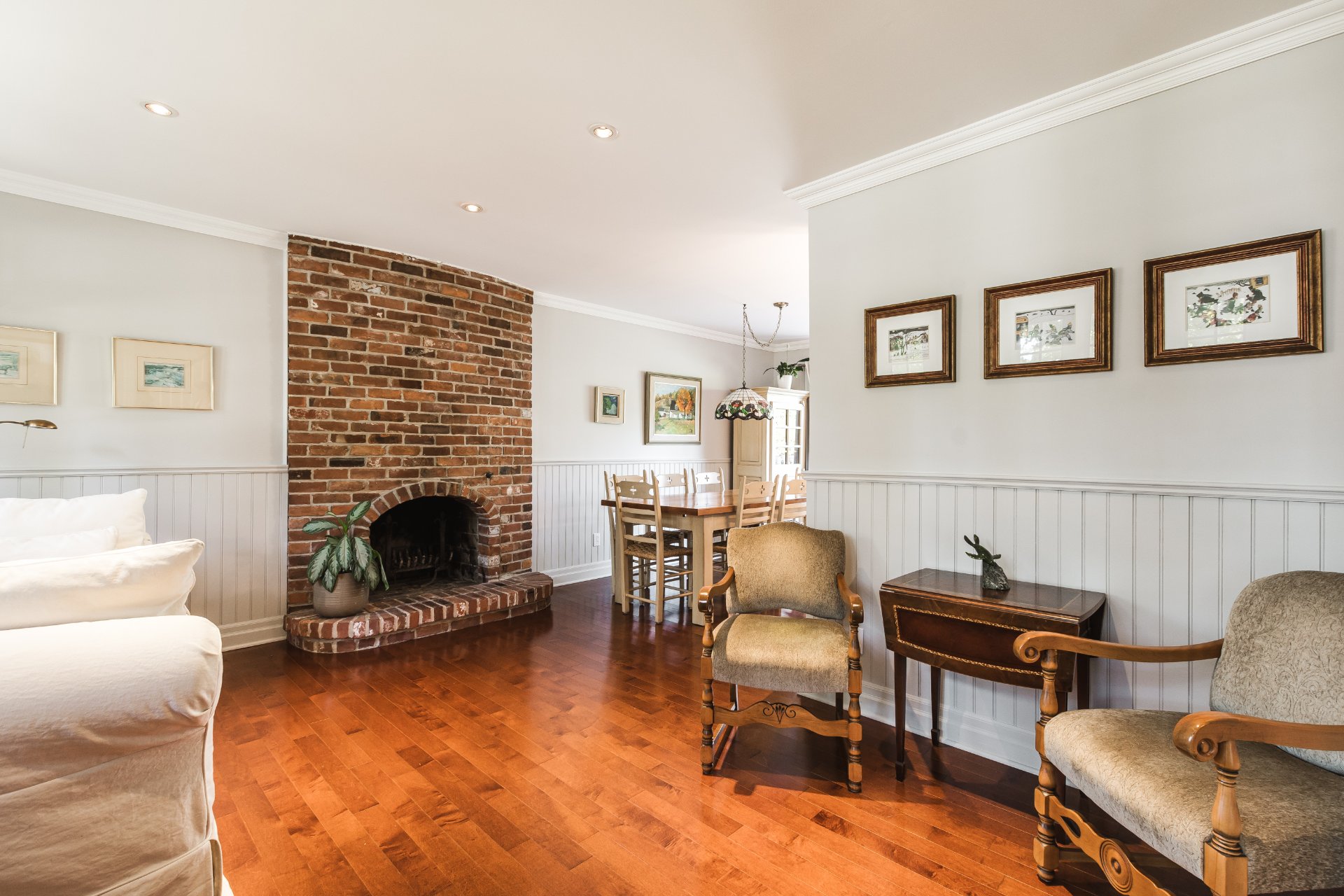 Image aperçu SarahStapleton/22770111/22770111-6.jpg