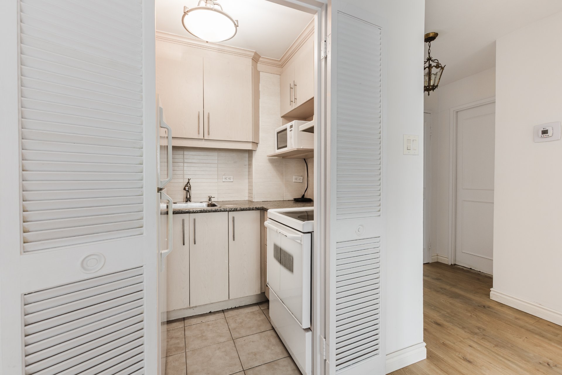 Image aperçu SarahStapleton/27673604/27673604-4.jpg