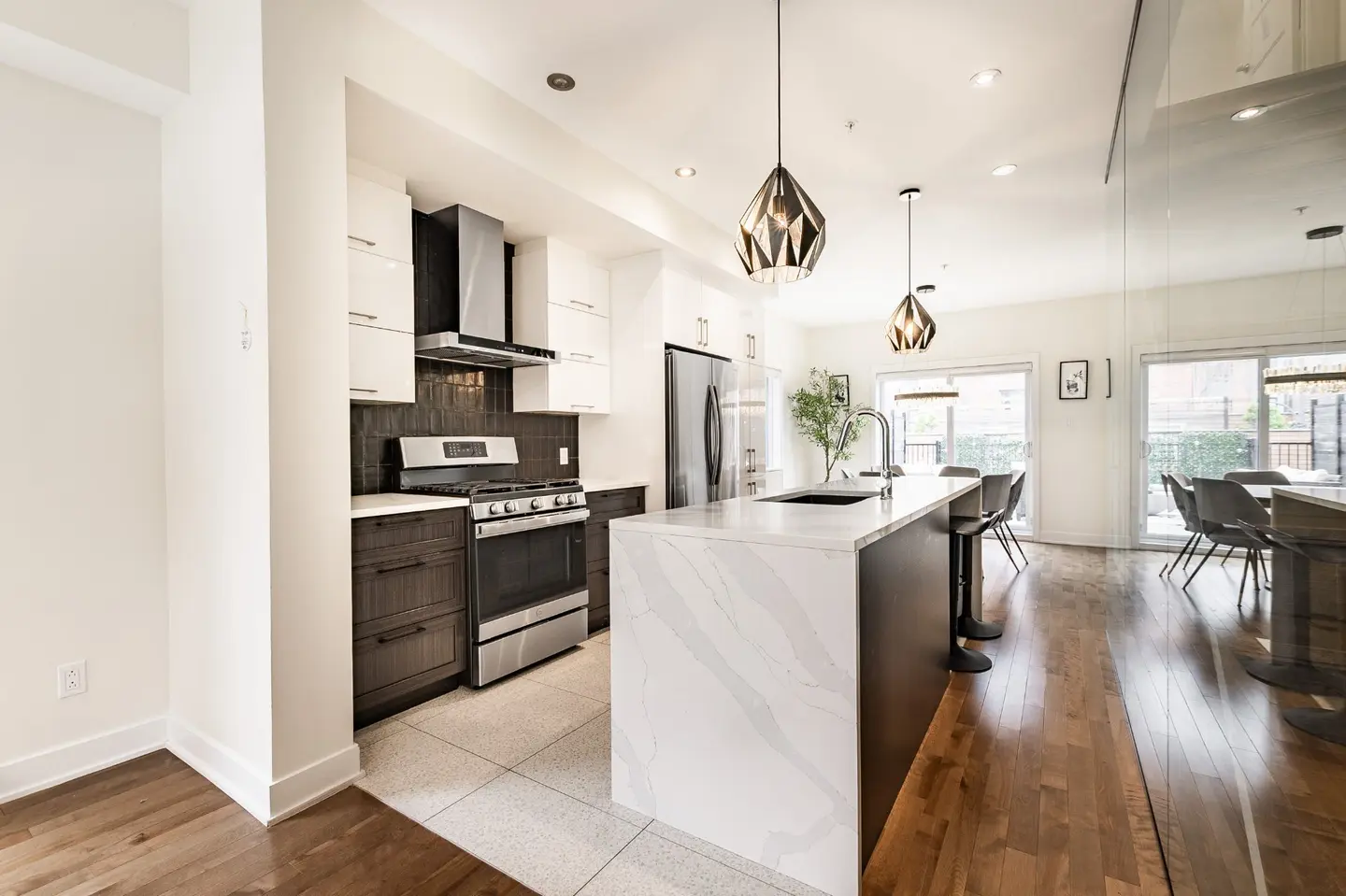 Description de l'image SarahStapleton/24845788/24845788-1.webp