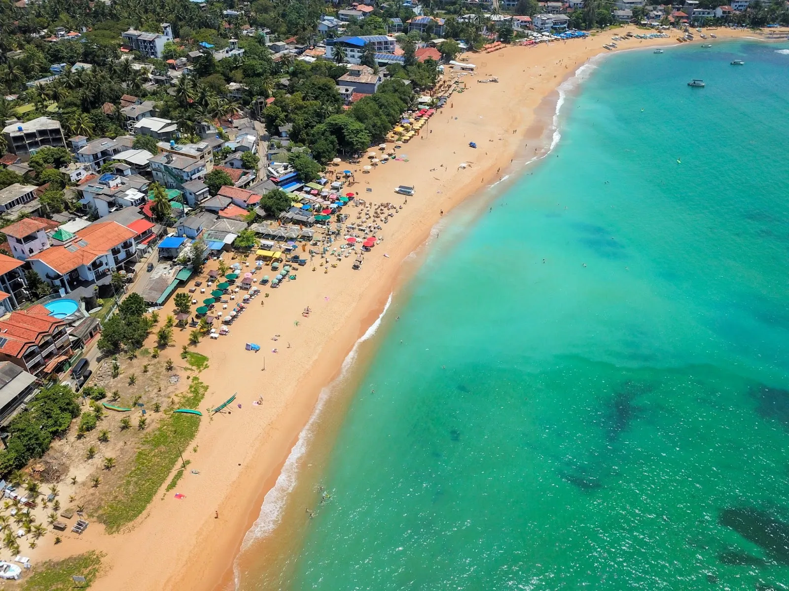 How to hire employees in Sri Lanka