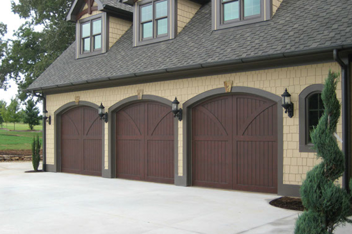 Woodlook Garage Door
