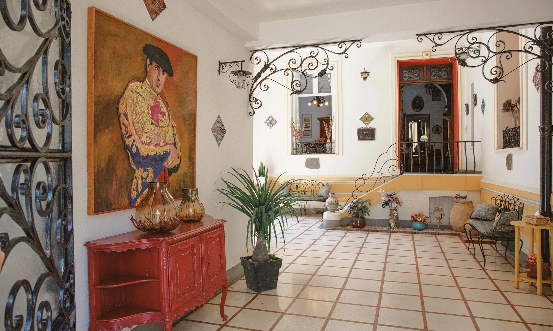 Entrance hall of the Casa Pairal
Hotel in Collioure