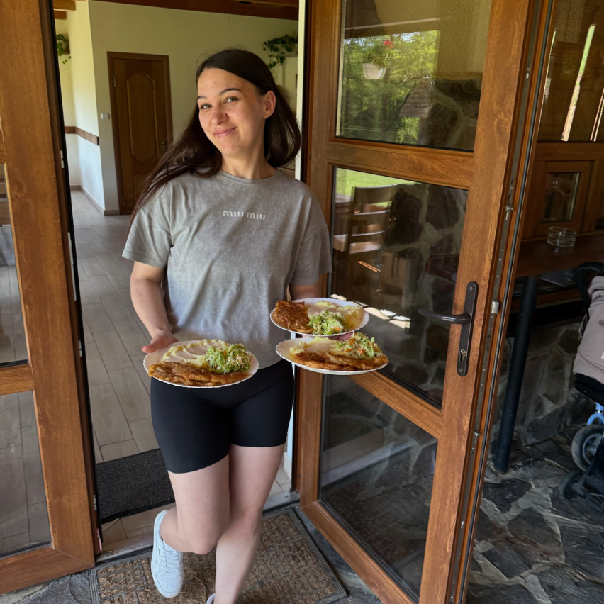 Затишне кафе 852x852px (4)