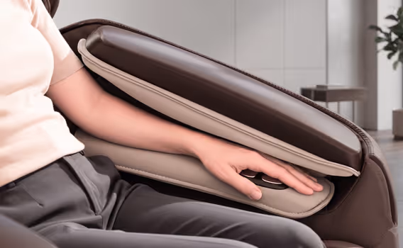 Capteur intelligent I.A. du fauteuil de massage MASSEA Supra France détectant la position du bras pour un ajustement automatique du massage