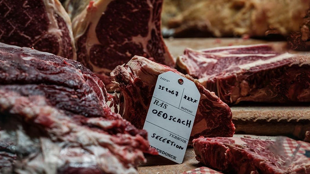 “Brand film for Oedslach® by Dierendonck captured by Bypicknick — showcasing the farm-to-table journey from Hendrik Dierendonck’s pastures to the Michelin-star restaurant Carcasse in Koksijde. The video premiered at Horeca Expo Ghent, seen by over 250,000 visitors.