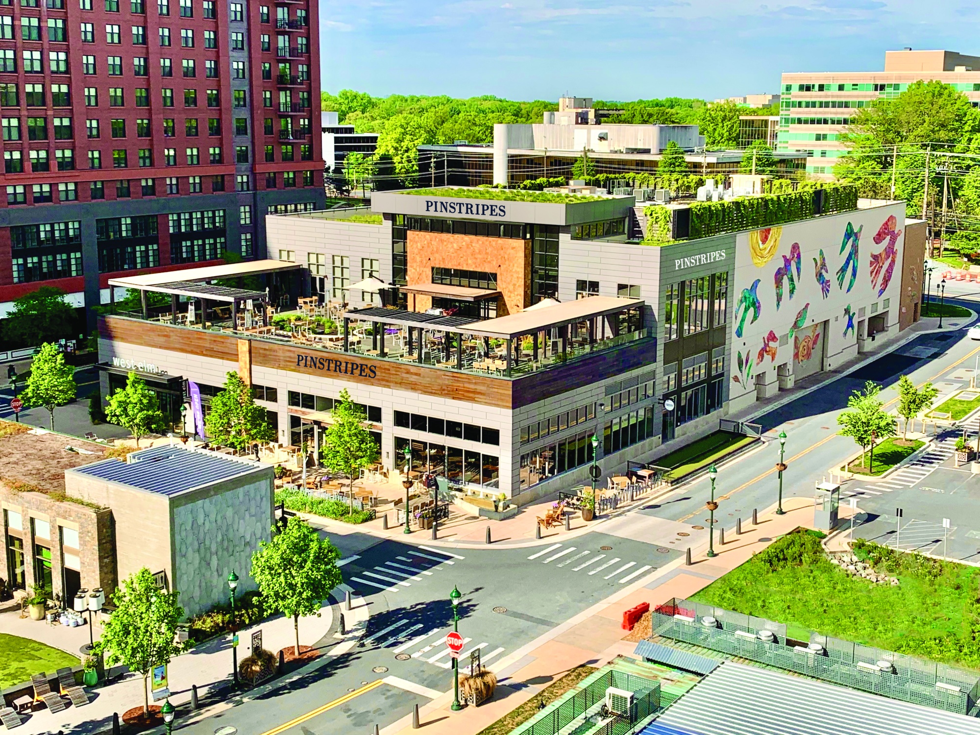 Harrington Park Advises Middleton Partners on its Investment in Pinstripes