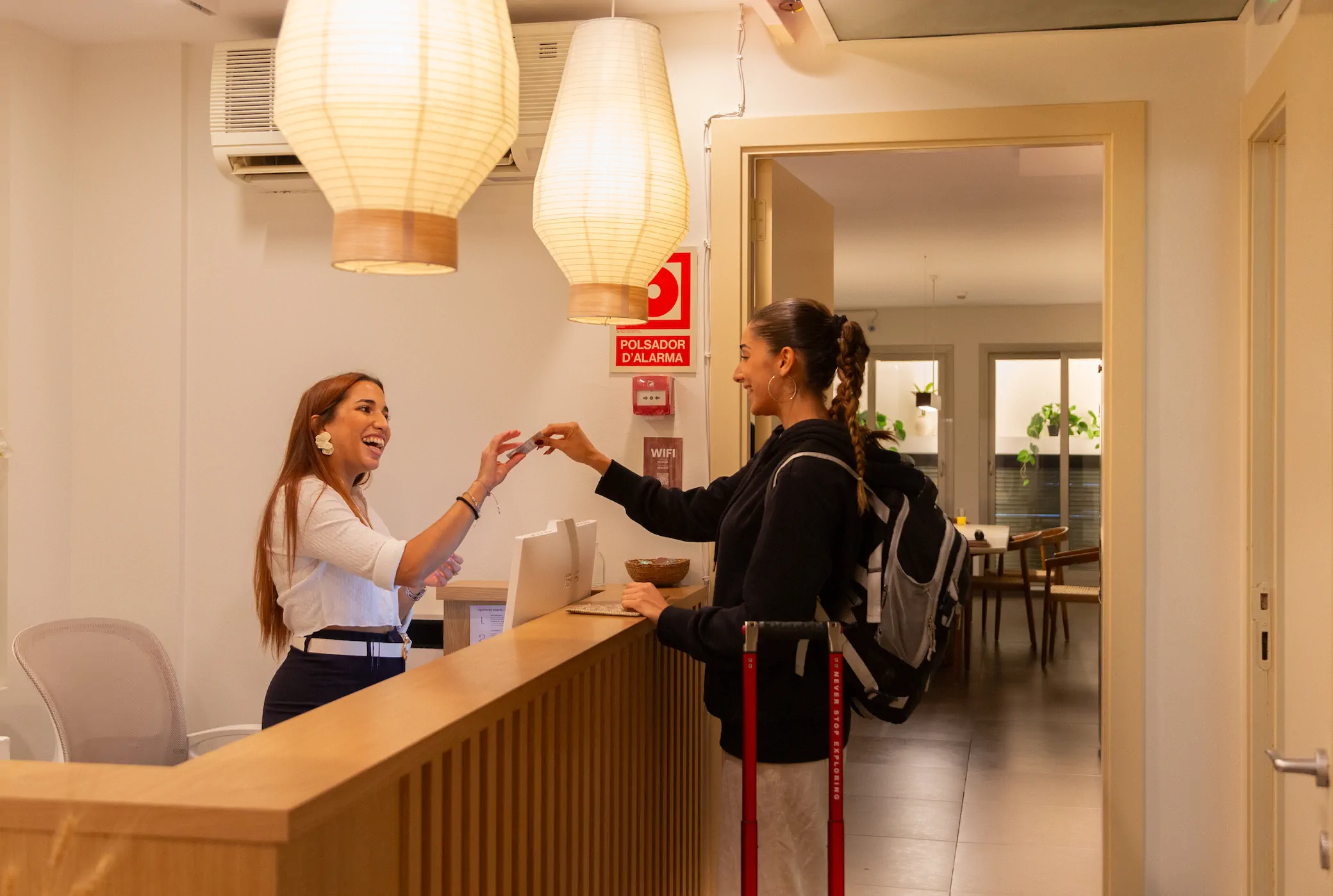 GG Hostel - Bathroom