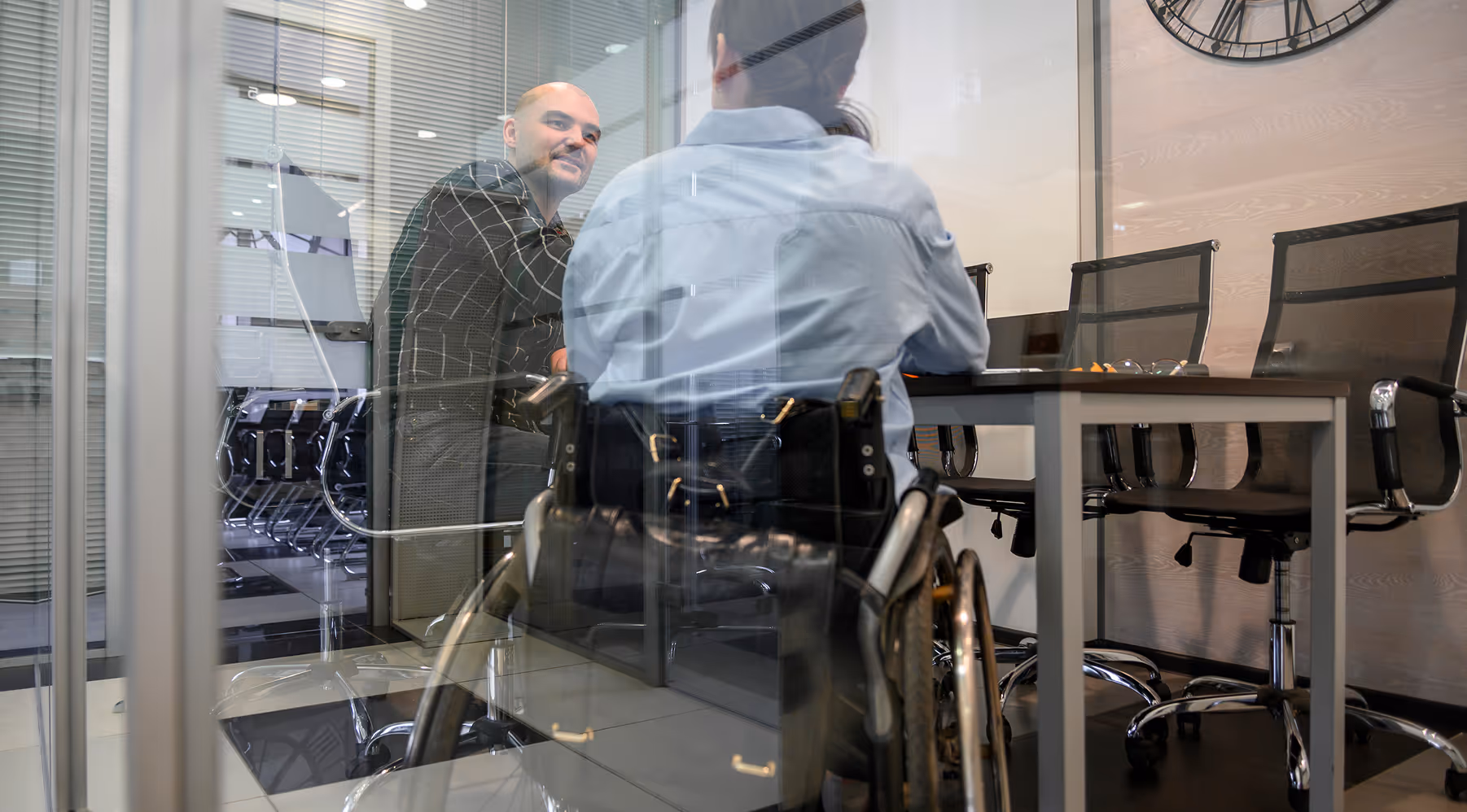 Lightwire New Zealand provides MPLS and SD-WAN with diverse failover, managed firewalls, and trans-Tasman options to connect and secure multi-site businesses.