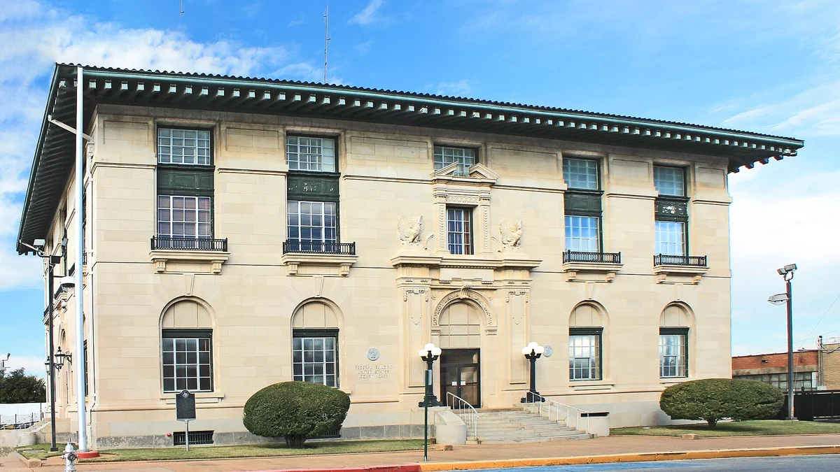 Grayson County Courthouse in Sherman, Texas