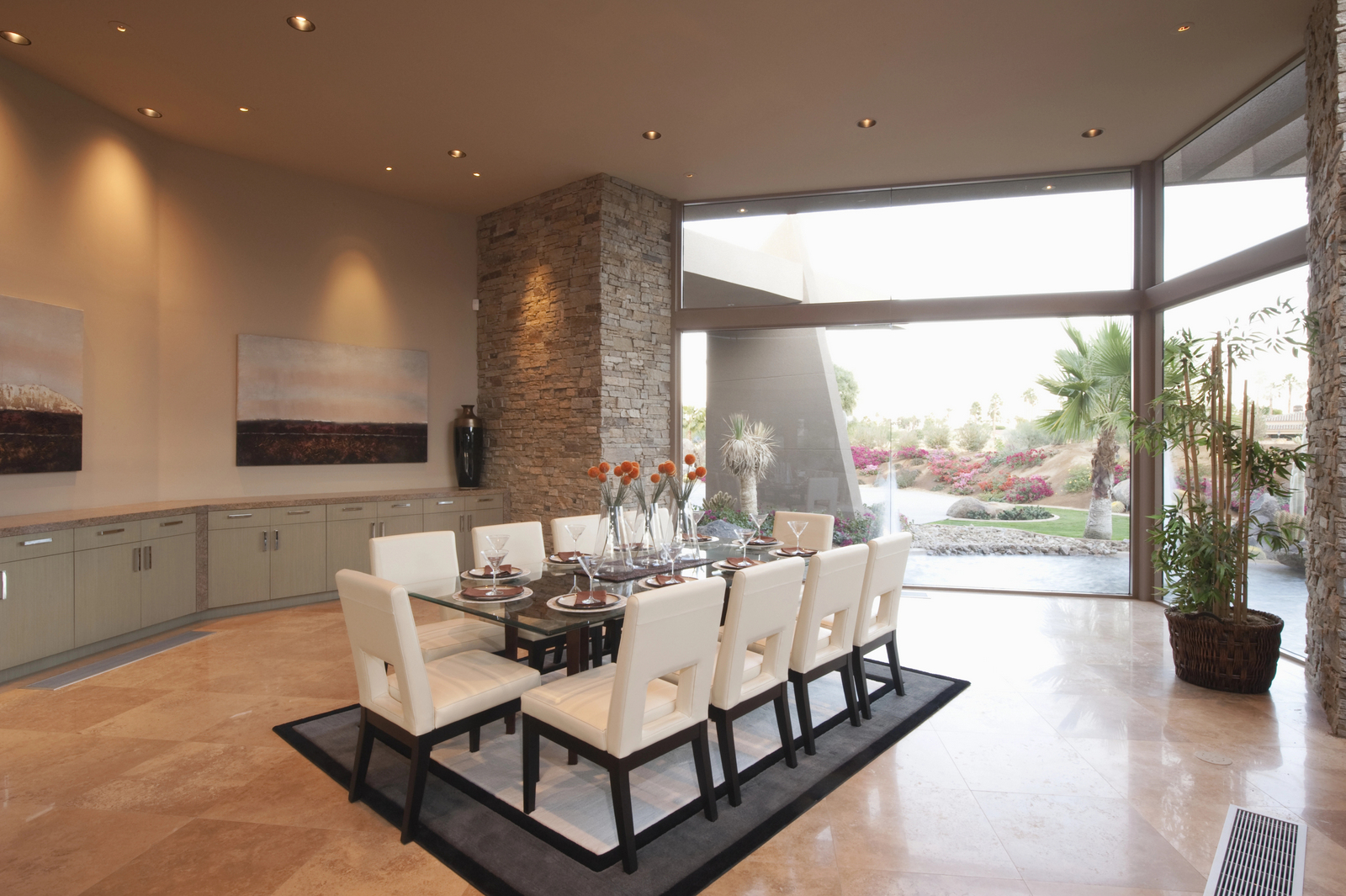 image of a sparkling bathroom for a cleaning service