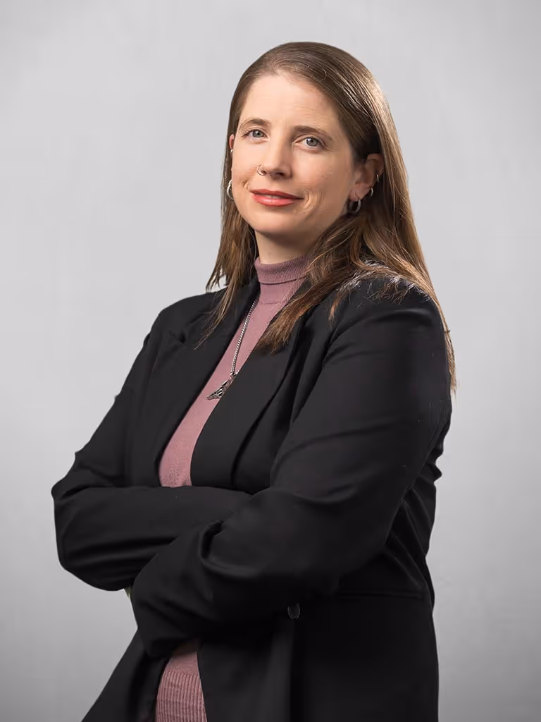 Eva Vingiano Shelter