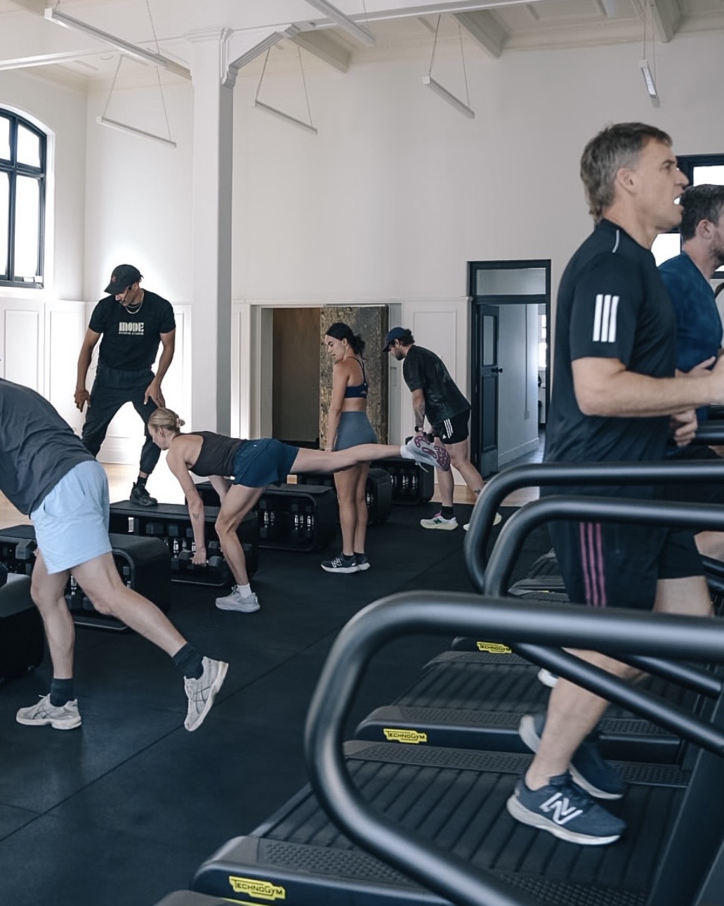 MODE Fitness Studio training moment