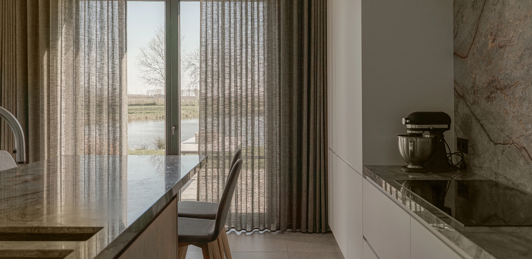 In-between gordijnen