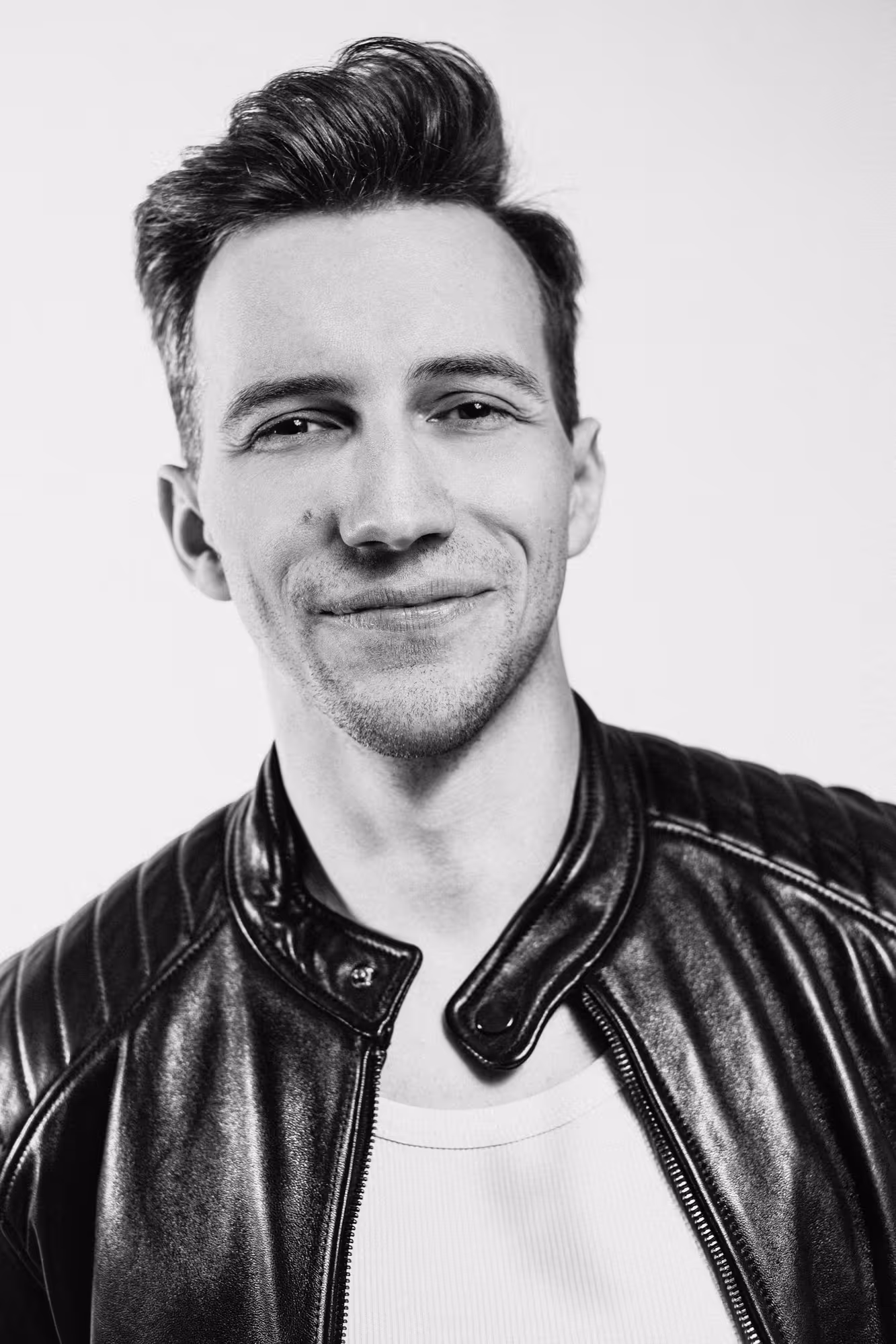 Eine kleine Portraitserie mit dynamischen Vibe für den Pianisten und Sänger Chris Meyers.