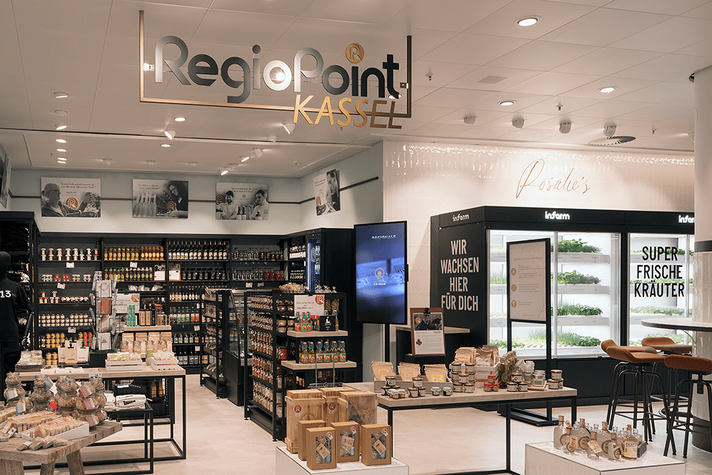 Photo of the RegioPoint section in a department store in Kassel. Here you can buy local products.