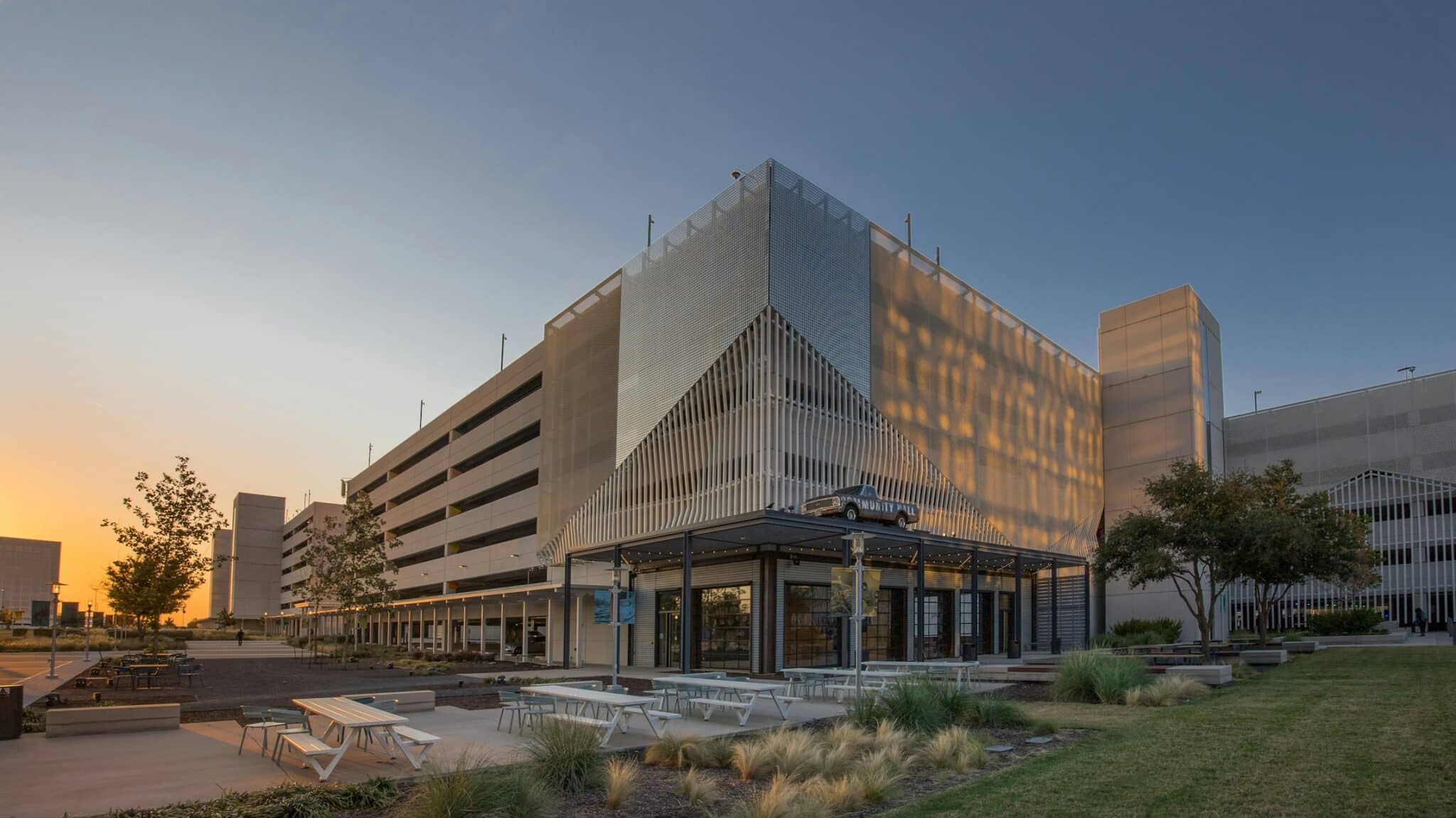 A triangular slotted facade that moves up and down like mountains.