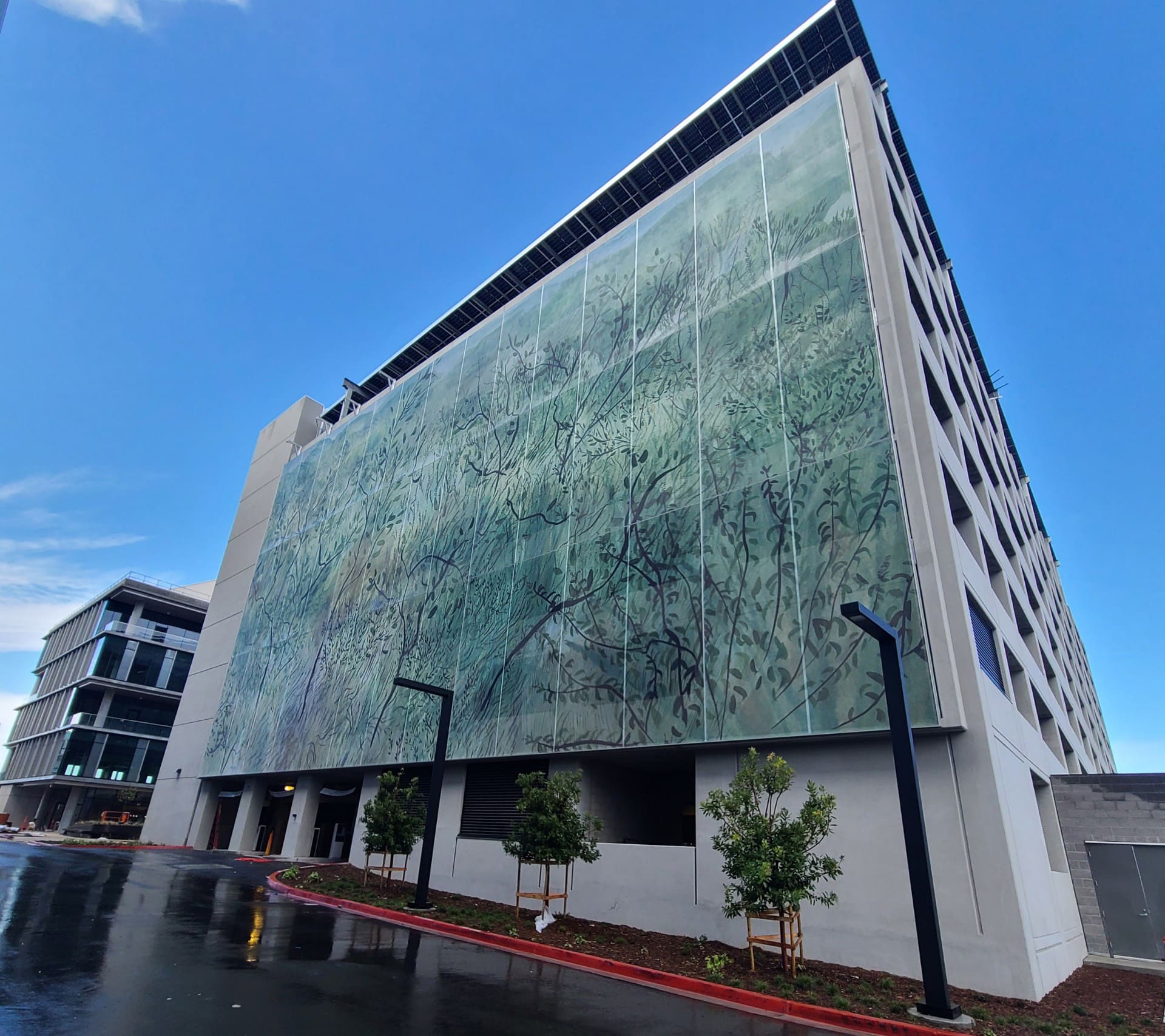 A better look at the foliage graphic on the facade.