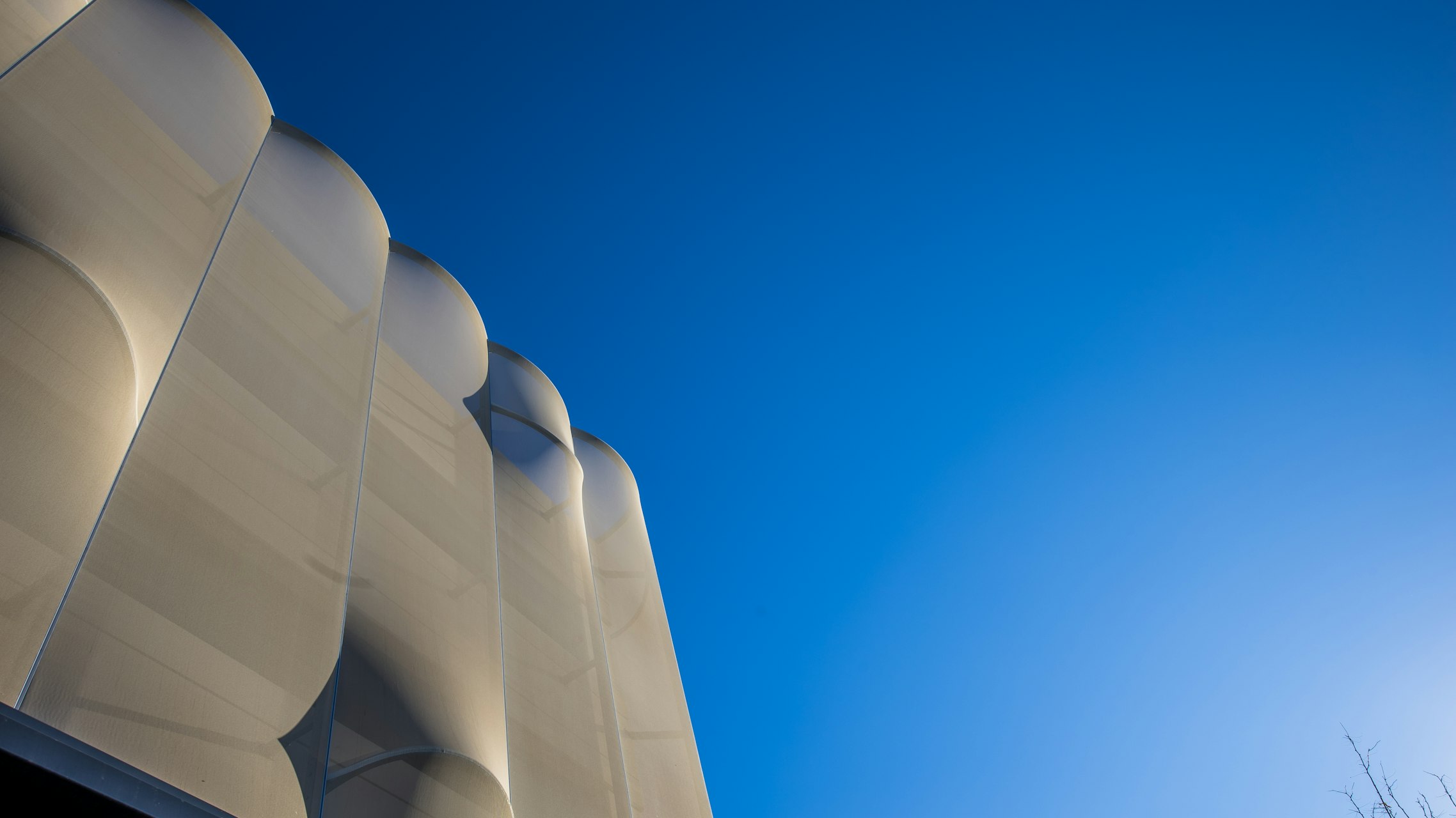 Another view of how the three dimensional element casts different shadows.