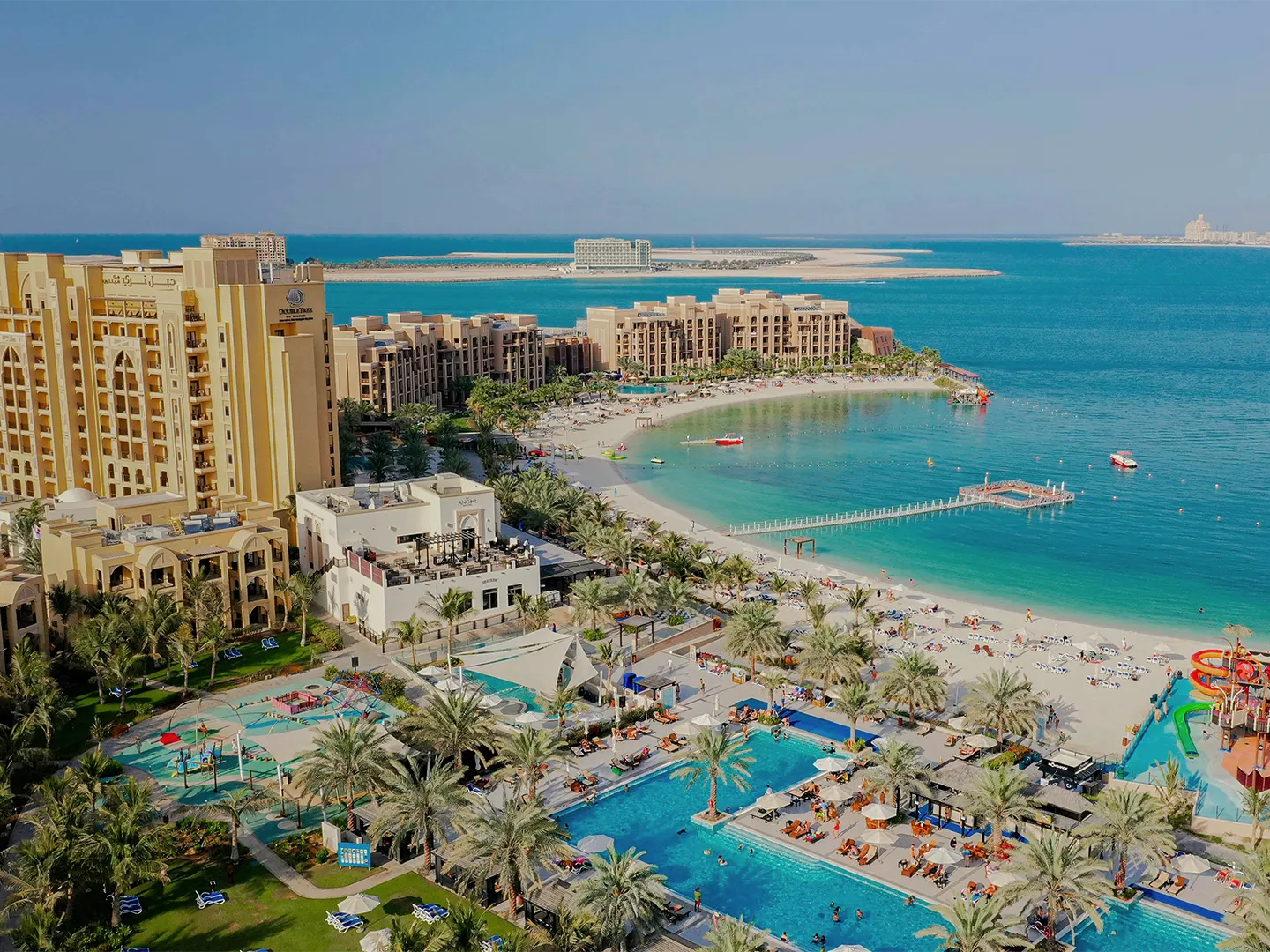 Idyllische Aufnahme von der Küste von Ras Al Khaima